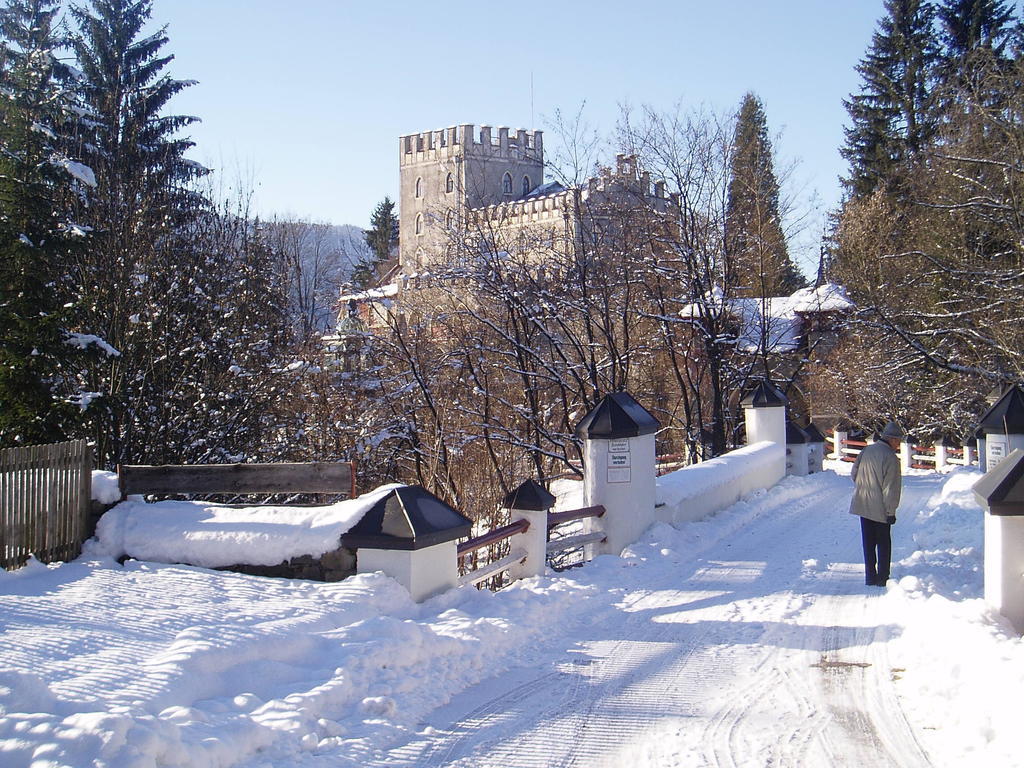 Edelweiss Hotel
