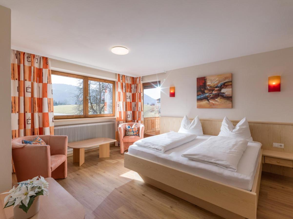 Edelweiss 3*